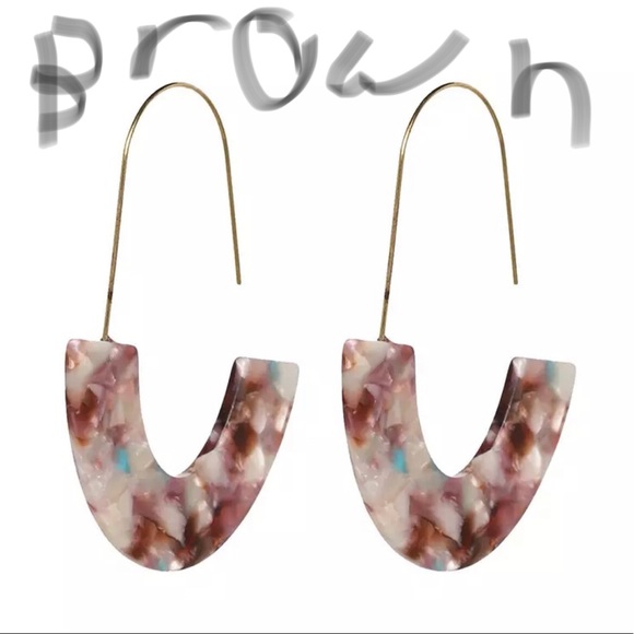 U- shaped earrings - Picture 3 of 8